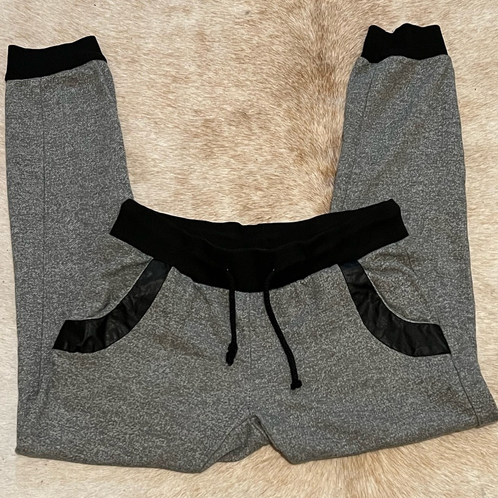 Ladies joggers